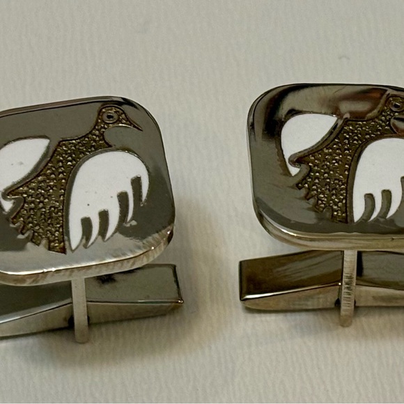 de Passillé/Sylvestre Silver Tone Duck Cufflinks - Picture 7 of 11